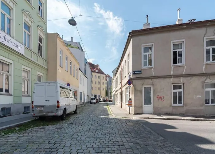 Neu Und Hell In Zentraler Ruhelage Mit Parkplatz Appartamento