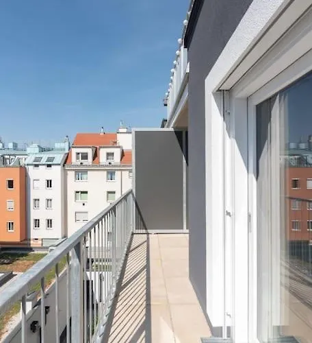 Neu Und Hell In Zentraler Ruhelage Mit Parkplatz Appartamento *